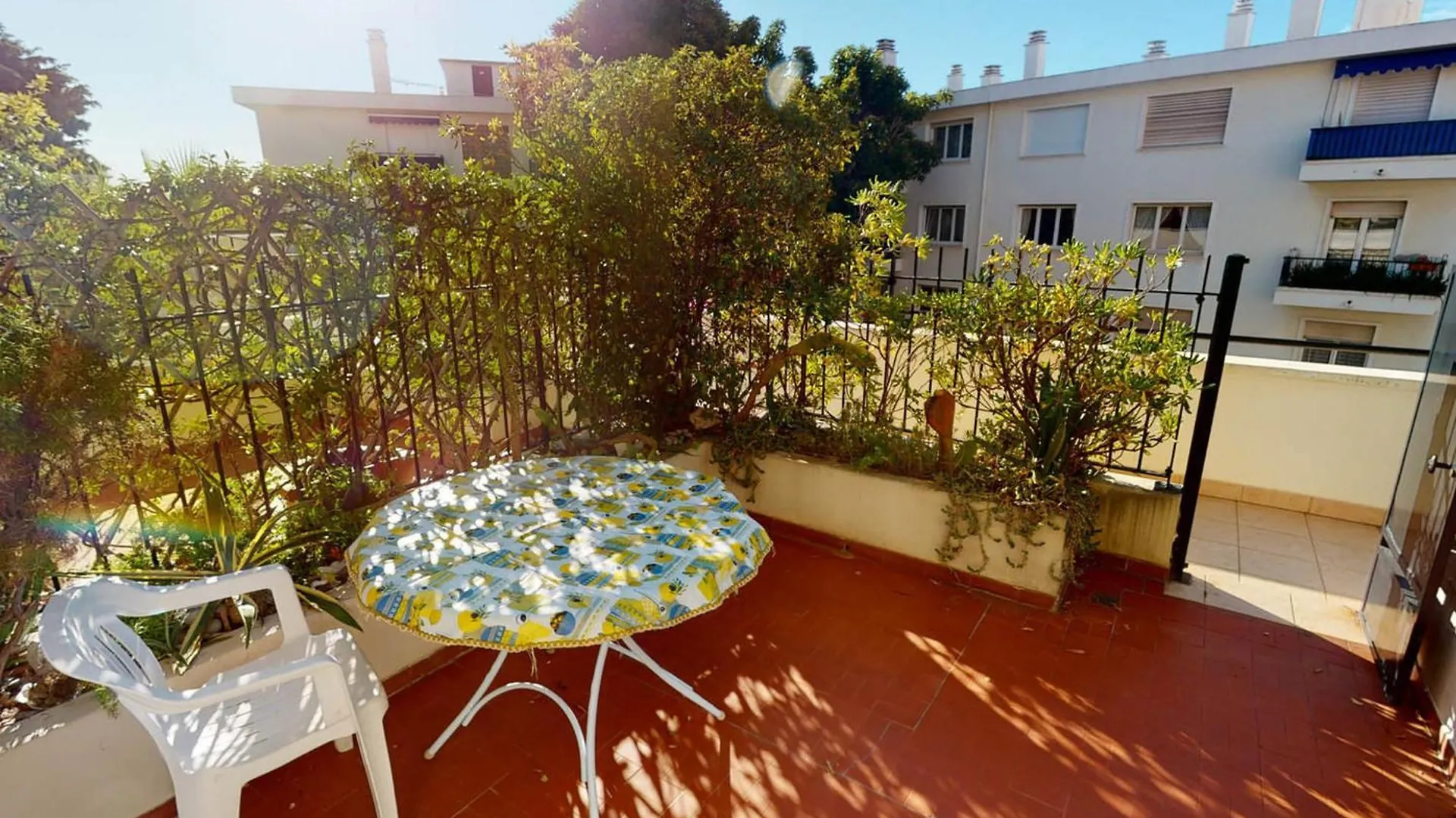 Studio Avec Grande Terrasse, Garage Prive, Proche Centre Et Mer A Menton - Fr-1-196-276